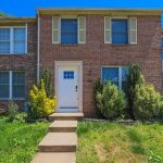 831 comer square